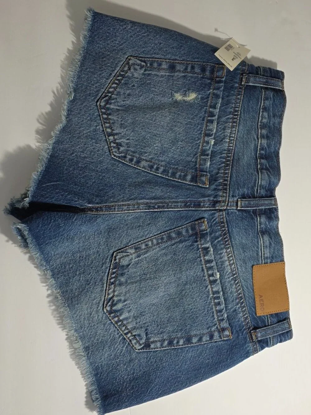Aero High Rise Distressed Denim Shorty Shorts Size 4 NWT - Picture 5 of 8